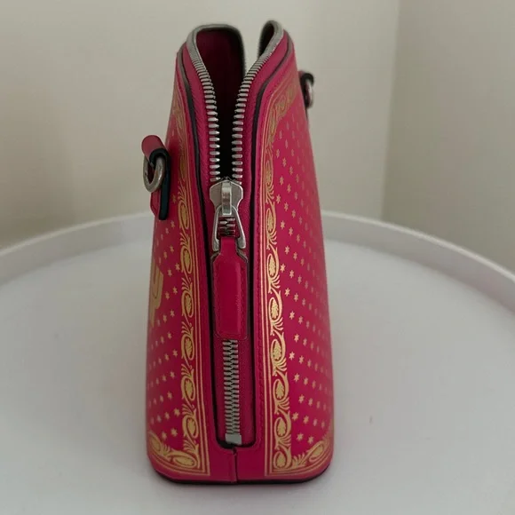 GUCCI x Sega Gucci Stars Mini Dome Bag with COA!! Guccy - Picture 6 of 9